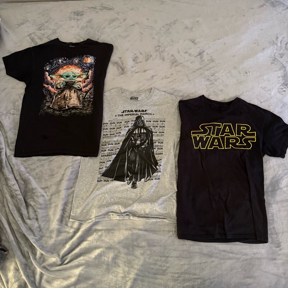Star Wars Men’s T-Shirt Set of 3 - Black and Gray. Medium. Used.